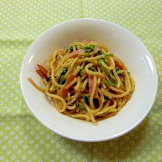 即席スパゲティで菊菜のペペロンチーノ